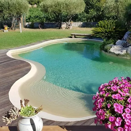 Le Clos Des Vignes Junas Extérieur photo